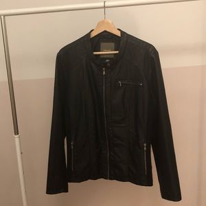 Moto jacket with ribbed panel